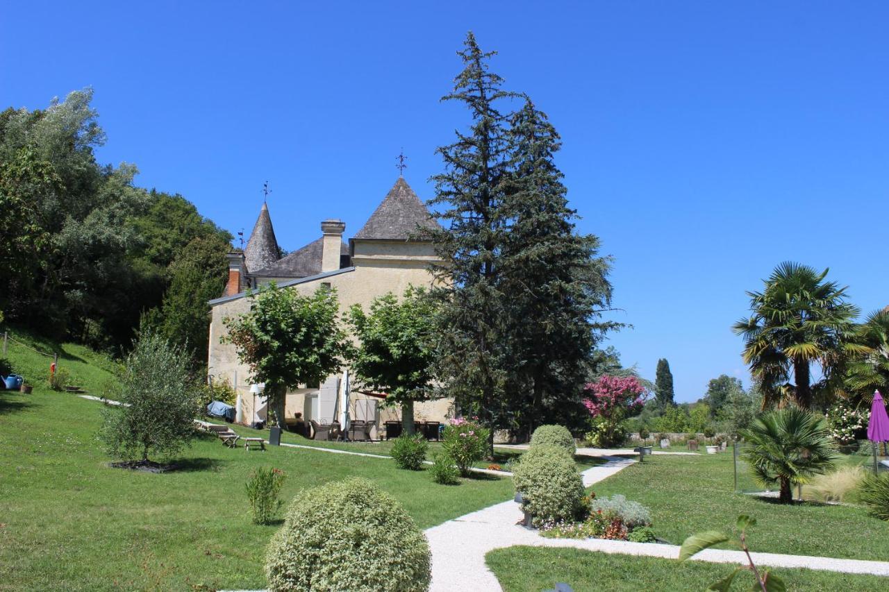 샤토 드 쿠르테보트 호텔 Saint-Jean-de-Blaignac 외부 사진